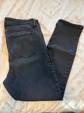 Old Navy Women's Black Stretch Straight Jeans